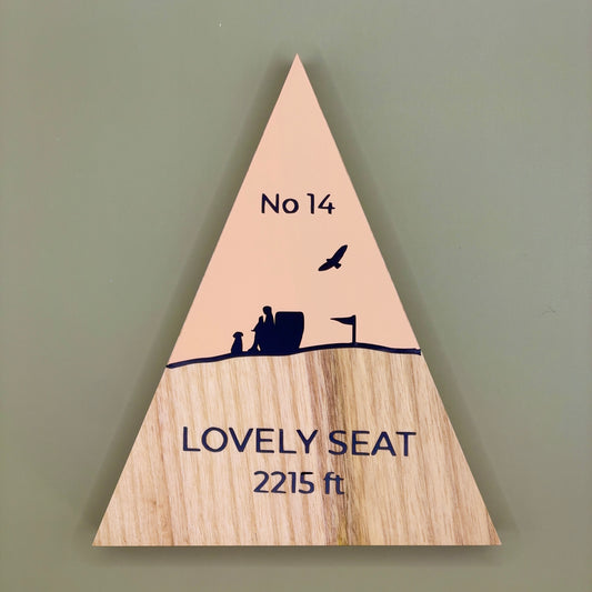 Lovely Seat - Handmade Wooden Peak